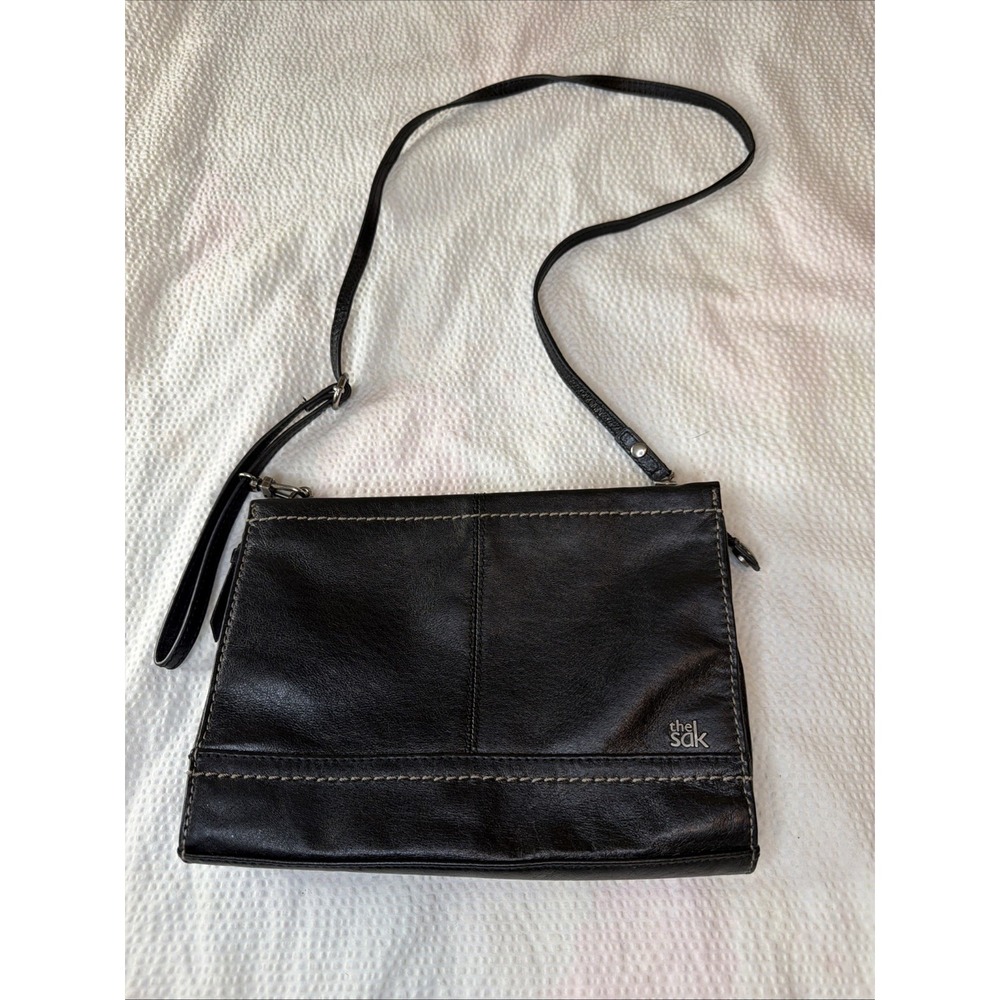 THE SAK Iris Leather Crossbody Clutch Black Bag Small